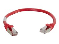 C2G Cat5e Booted Shielded (STP) Network Patch Cable - Patch-kabel - RJ-45 (hane) till RJ-45 (hane) - 7 m - STP - CAT 5e - formpressad - röd 83795