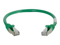 C2G Cat5e Booted Shielded (STP) Network Patch Cable - Patch-kabel - RJ-45 (hane) till RJ-45 (hane) - 15 m - STP - CAT 5e - formpressad - grön 83836