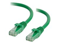 C2G Cat5e Booted Unshielded (UTP) Network Patch Cable - Patch-kabel - RJ-45 (hane) till RJ-45 (hane) - 5 m - UTP - CAT 5e - formpressad, hakfri, tvinnad - grön 83205